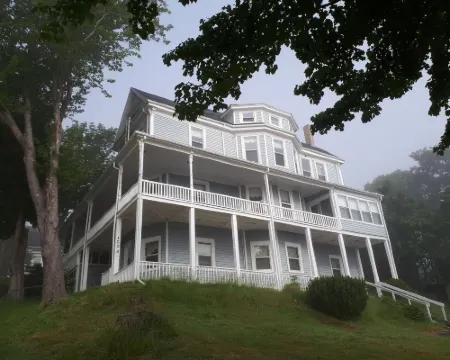 Hillside Landing B&B Hotels in Digby County