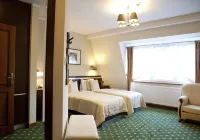 Hotel I Restauracja "Pod Orłem" Hotels in Stezyca