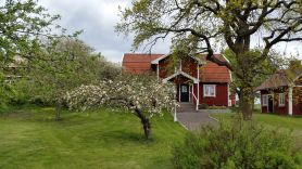 Brunnsta Gård
