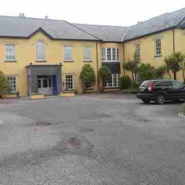 Emlagh House Hotel Exterior