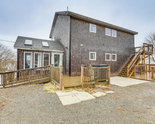 Newly Renovated Maine Retreat: Deck w/ Ocean View! Hotels in Lubec