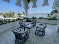 Marina Palace Teques Hotels in Jojutla