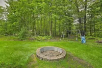 Vacation Rental in-Between Houghton and Higgins Lake - WiFi