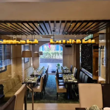 Barsana Boutique Hotel - Pure Vegetarian Отели рядом с достопримечательностью «Саенс Сити»