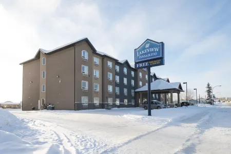 Lakeview Inns & Suites - Fort Nelson