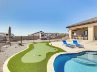7 Mi to Lost Dutchman: Home w/ Pool + Patio! Hotels in Apache Junction