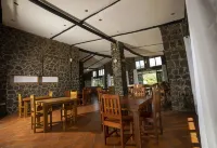 Imbogo Diners and Lounge Hotels in Bufumbira