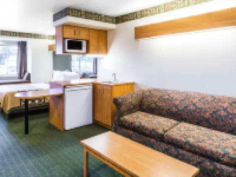 Royal Inn Hotels in Midvale