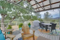 Mariposa Home Furnished Patio and Sierra Mtn Views - Kylpylä