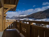 Hotel Amerikan - con vistas a la montaña