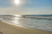 Ocean Access & Balcony: Surfside Beach Condo - Beach