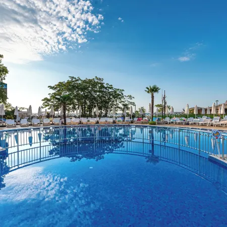 Hotel Zenith