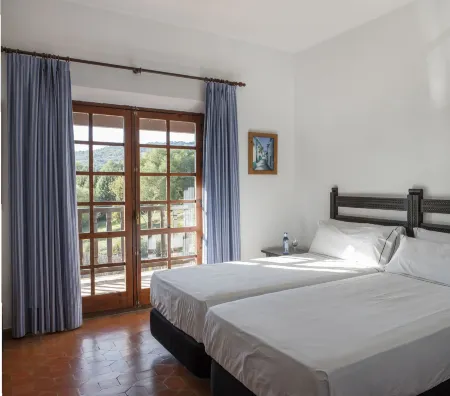 Hotel Tugasa Las Truchas Отели в г. Альгодоналес