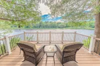 Cozy up River Cabin—Prime Spring Trout Fishing & Easy up Exploring