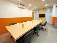 Hotel Sanctuary Slipi Hotels near Wisma 77