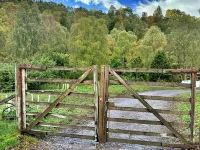 Cosagach Falls Cabin Hotels in Beauly