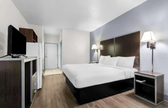 奧特瓦郊區開放式客房公寓-查塔努加東北