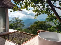 Bala Villa Doichang - Hot Tub