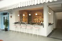 FabExpress Holiday Suites - Nr Benaulim Beach Hotels in Benaulim