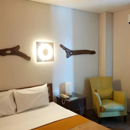 Gap Plaza Hotel