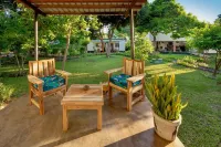 Kamunjila Lodge Hotels near Ellaine Brittel Shopping Complex