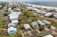 Gulf Shores Cottage w/ Water Views, Walk to Beach! - Merinäköala