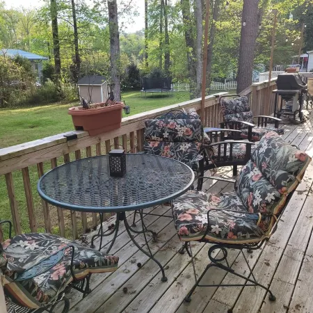 Charming 1-bedroom apartment in cool Garner, minutes from Raleigh