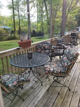 Charming 1-bedroom apartment in cool Garner, minutes from Raleigh