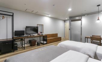 Hongcheon Hwayanggang Hotel
