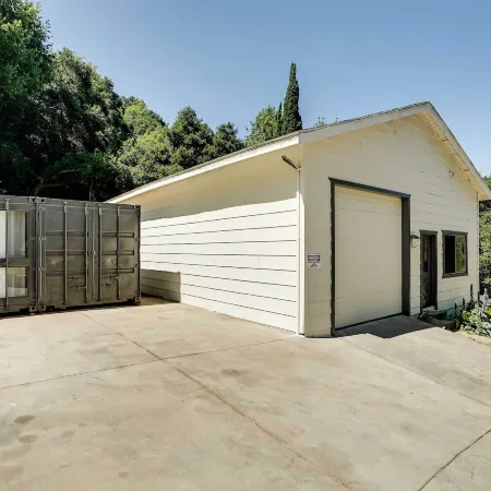 Unique Castro Valley House 30 Mi to San Fran!