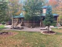 Large Cozy House in the Woods .Few Minutes from Lake George and Gore Mountain Hotels in Warrensburg
