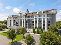 Courtyard Long Island MacArthur Airport Hotels near Stop & Shop
