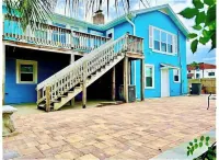 Blue Ocean 2 bedrooms home 1 minute to beachD