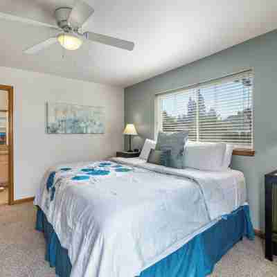 Taft at Old Mill - Pet-Friendly & Near Downtown Rooms