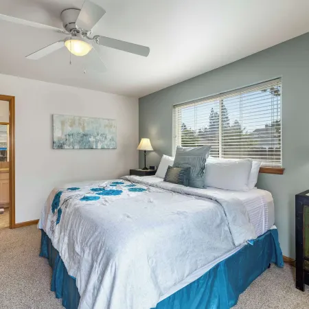 Taft at Old Mill - Pet-Friendly & Near Downtown