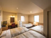 OKA Hotel - 2-Star