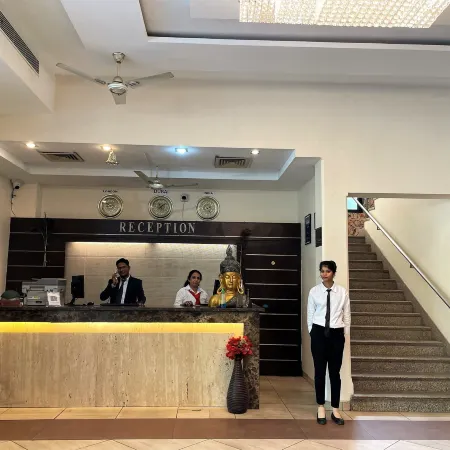Hotel Mansarover Paradise