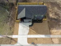 Modern Masterpiece in Downtown Tulsa-Sleeps 6