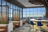 Embassy Suites by Hilton Knoxville Downtown - Barer