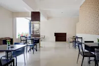 Hotel O Medan Near Gajah Mada Formerly Hotel Indah Raya - Breakfast