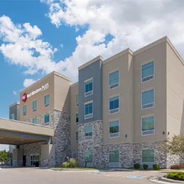 Best Western Plus McPherson