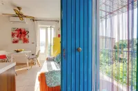 Cute apartment whit balcony.