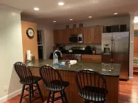 Mt View Lake/Mt Sunapee Ski House, 5 minutes to lifts! Hotel a Sunapee