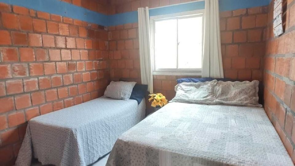 Casa Para Família e Amigos !! A Cinco Minutos do Parque dos Lencóis