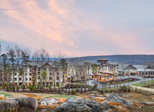 Cloudland at McLemore Resort Lookout Mountain, Curio by Hilton