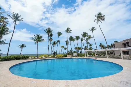 Crescent Cove 84 -3-bedroom villa in beautiful Palmas del Mar, spectacular views