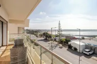 Luxurious Apt - Sea View