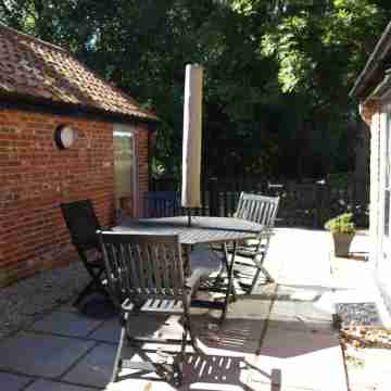 The Dairy at Lodge Farm Holiday Barns 1 bed Hotel Exterior