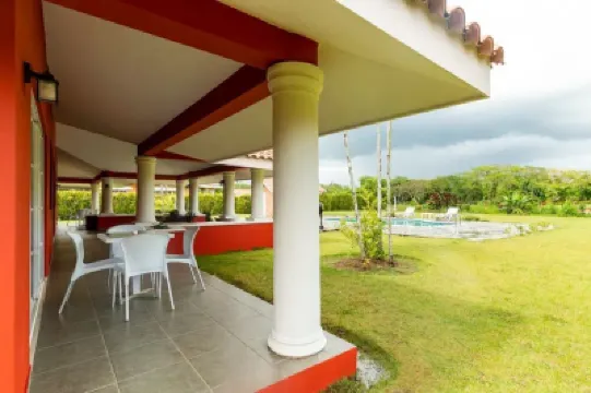 3BR, BBQ, PVT Pool, 4BTH Large Capacity Villa 住宿飯店