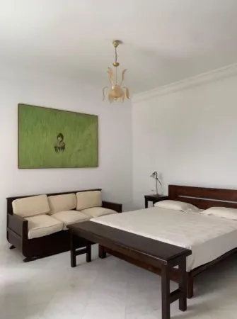 Appartement 8 Personnes Avec Terrasse vue sur lac Отели в г. El Khadra